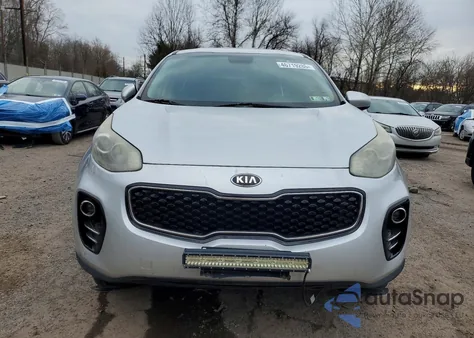2017 Kia Sportage Lx z USA, uszkodzony, nr VIN KNDPMCAC6H7068206